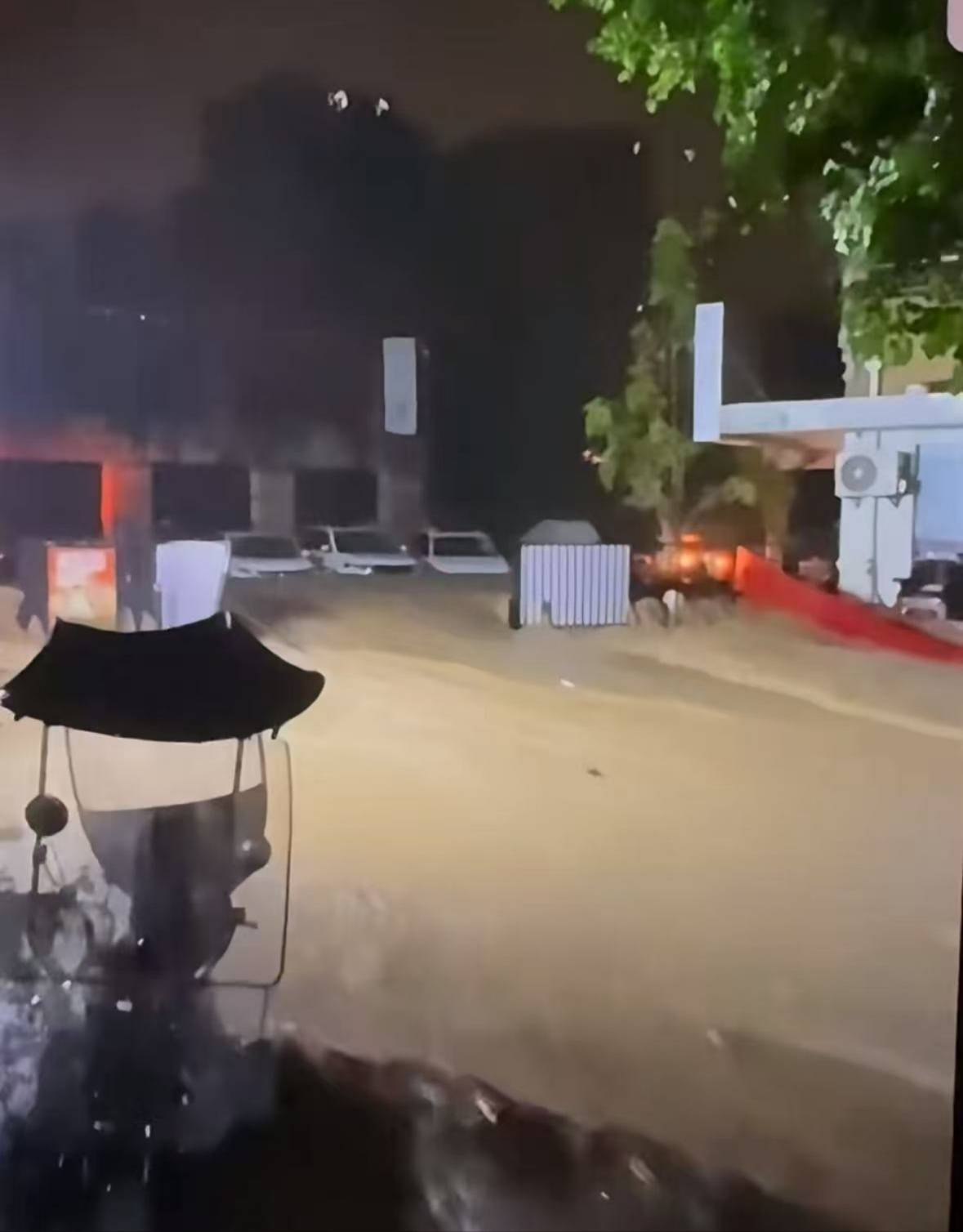 暴雨致重庆一小区女保安遇难<strong></p>
<p>炒币去哪个平台好</strong>，知情人：深感悲痛，已安抚家属