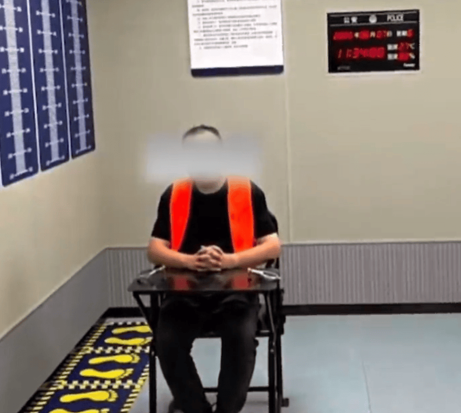 2名男子拖着大型行李箱过安检<strong></p>
<p>什币数字币交易平台</strong>，被发现装有400万元现金，结局令人舒适