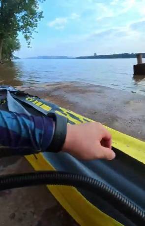 长沙男子突发奇想划船下班<strong></p>
<p>bitmex交易平台app</strong>，25分钟车程划了3小时，当事人：手累腿麻，不会有下次