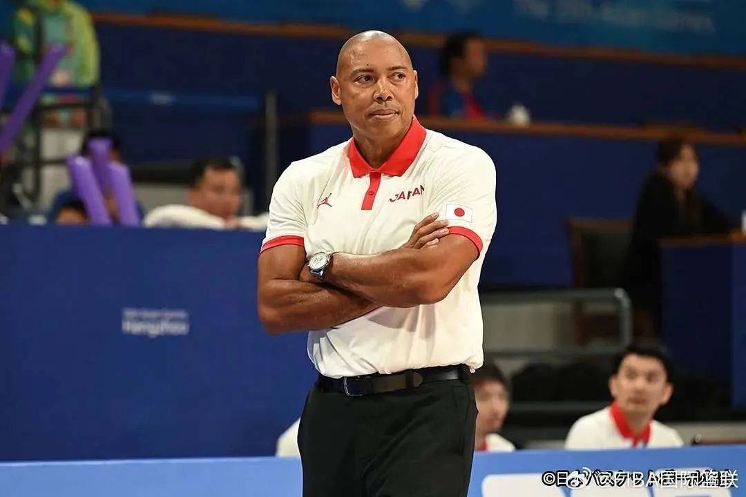 中国女篮主帅强硬回应：希望日本队别无能