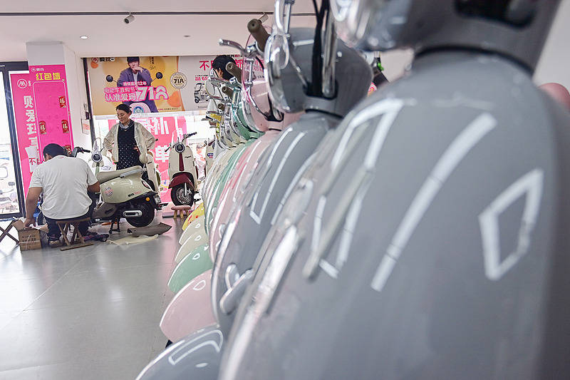 雅迪、九号全网下架多款电动自行车<strong></p>
<p>爱币</strong>，经销商：新国标即将实施