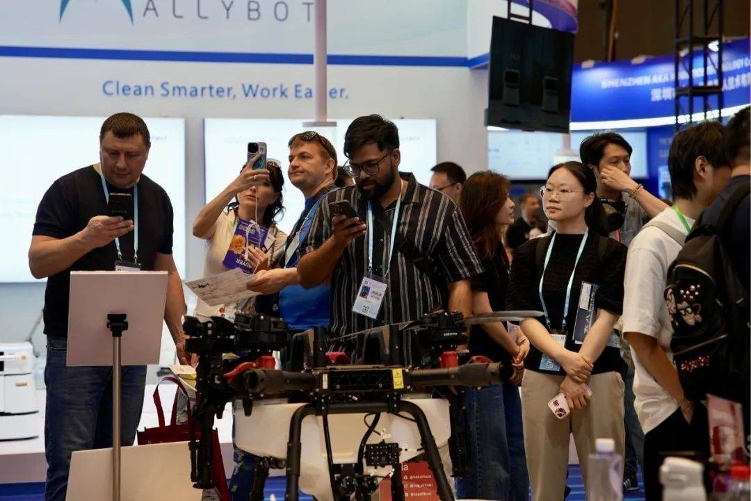 连续四年破万亿！广州<strong></p>
<p>元币</strong>，旺！