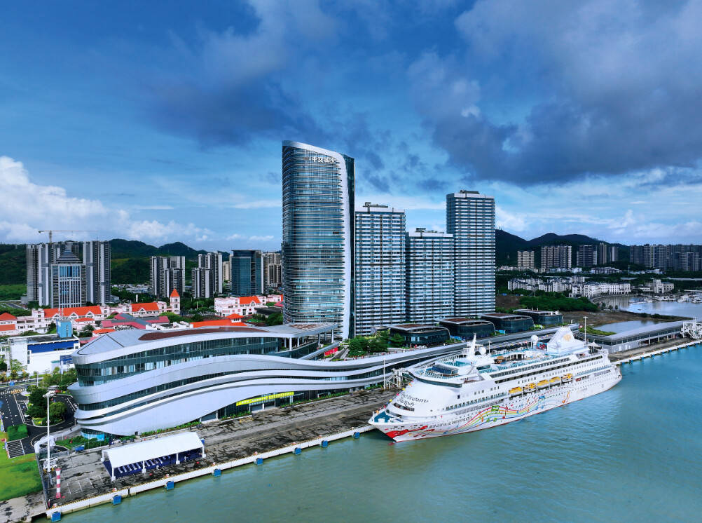 连续四年破万亿！广州<strong></p>
<p>元币</strong>，旺！