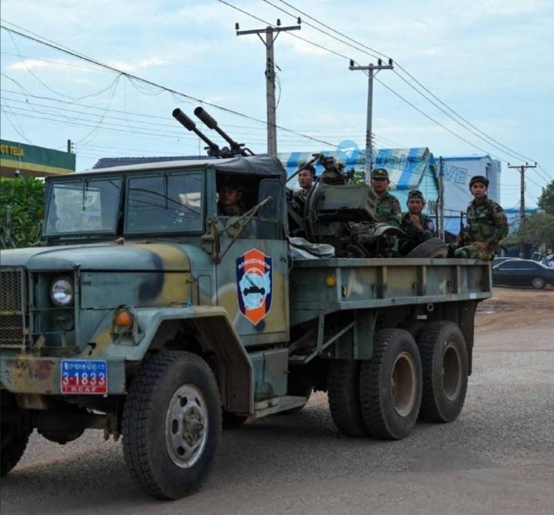 柬泰上演古董装备对决<strong></p>
<p>猎币网</strong>，先进武器集体“隐身”，默契保留实力？