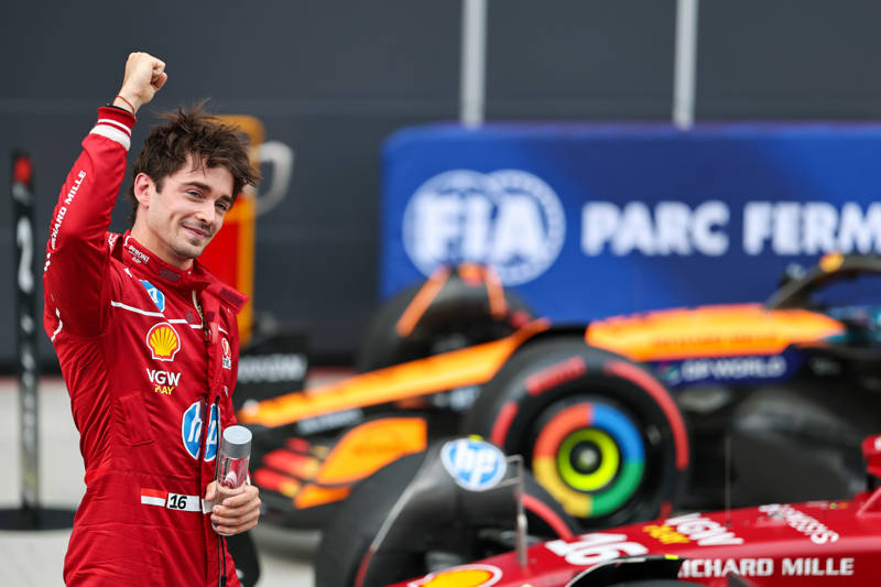 勒克莱尔被“幻影进站”欺骗痛失领奖台<strong></p>
<p>抄币吧</strong>，迈凯伦车队成为F1上半赛季大赢家