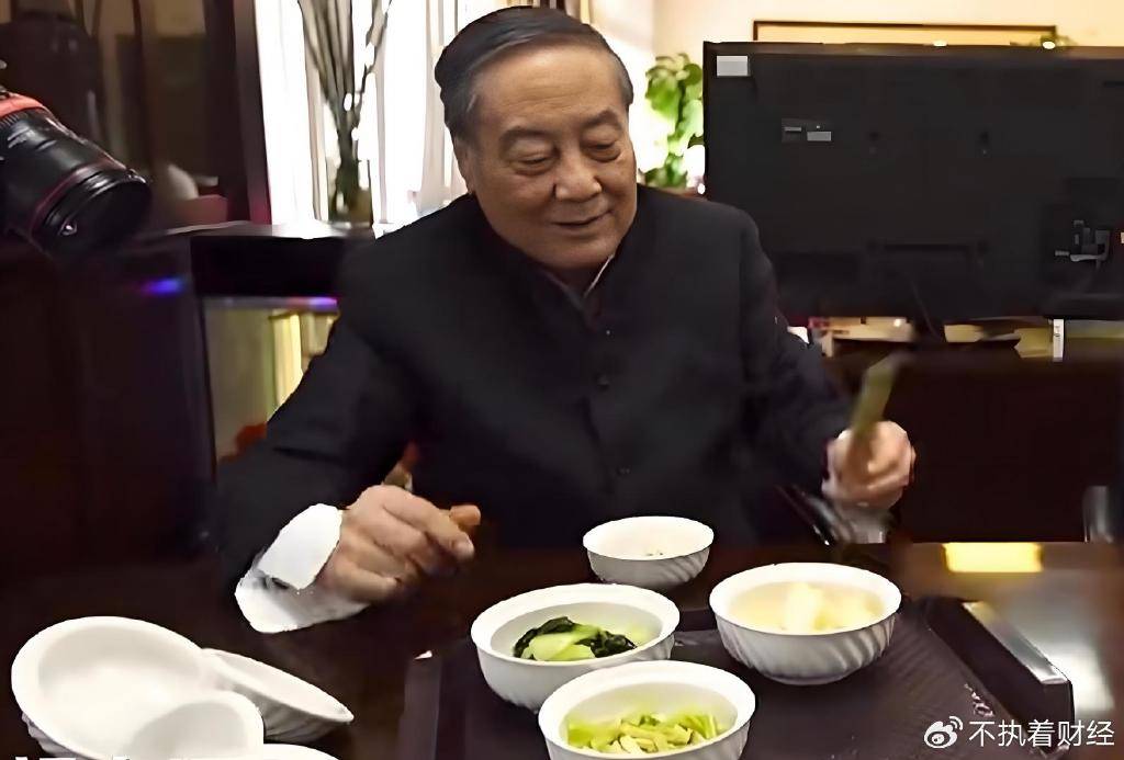 宗庆后声称一天只花几块钱<strong></p>
<p>法币网</strong>，实际上满世界买豪宅，海外资产18亿