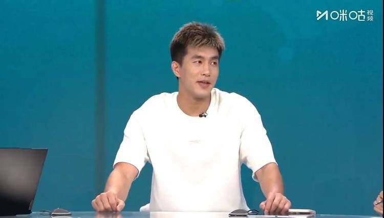 31岁郭艾伦直言想回国家队<strong></p>
<p>诚币网</strong>，但应该没什么机会了，此前眼睛被队友误伤，缝了40多针