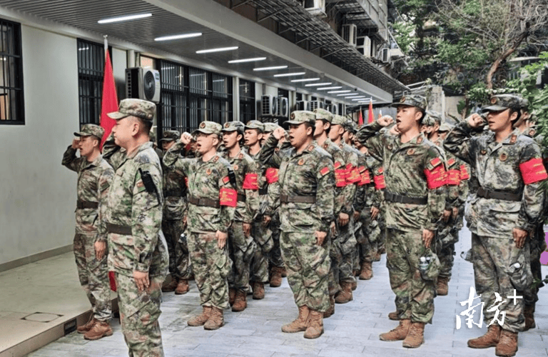 奋战15天<strong></p>
<p>诚币网</strong>，广州越秀民兵党员突击队助力筑牢疫情防控屏障