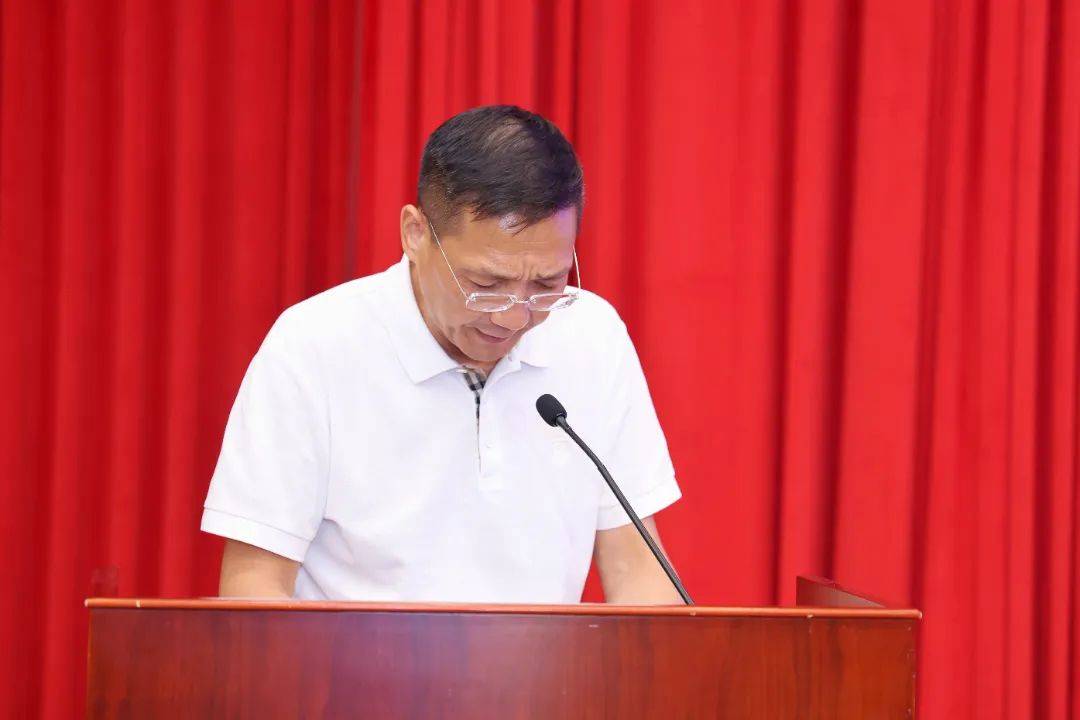 【要闻】市人大常委会举办代表讲坛为高质量编制“十五五”规划建言献策