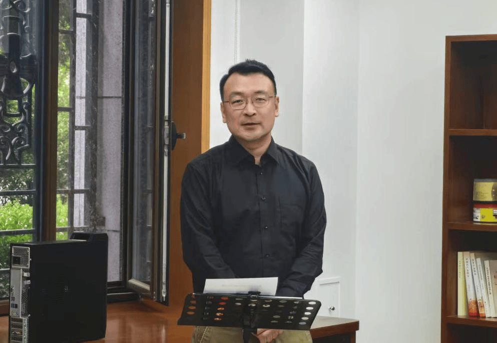 杨光已任陕西省委组织部副部长、省委编办主任<strong></p>
<p>蒲币</strong>，此前在财政部工作