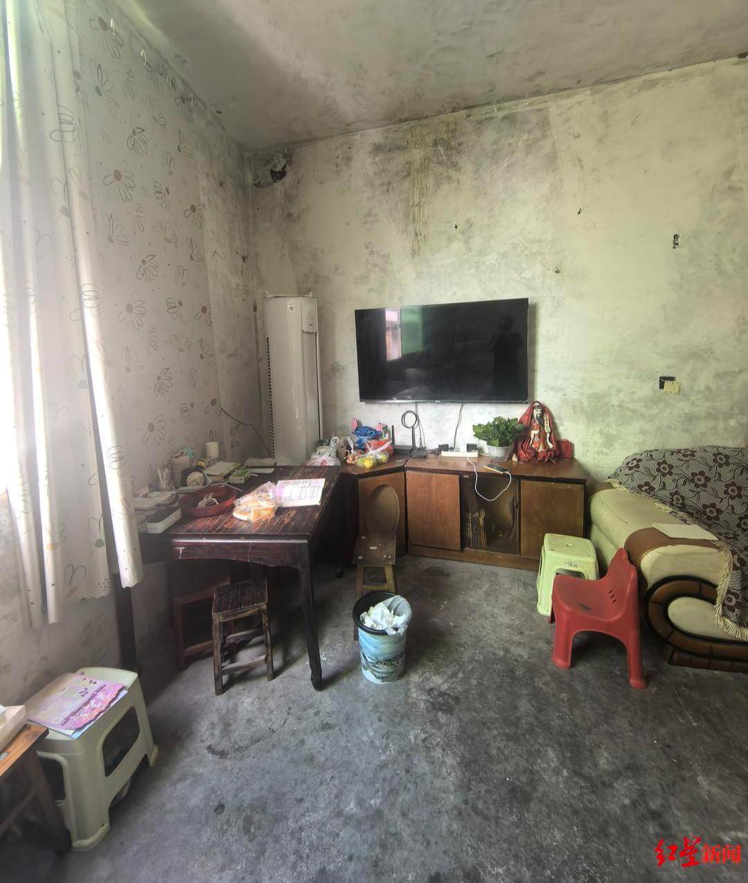 12年前“带父乞讨”女孩考上大学：毕业想回家乡当老师<strong></p>
<p>云币商城</strong>，帮助山区孩子走出大山