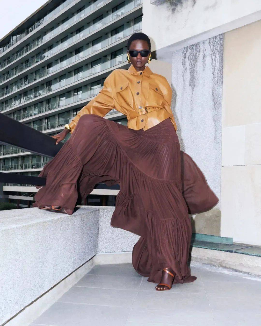 质感女人怎么都在穿这个颜色<strong></p>
<p>云币商城</strong>？