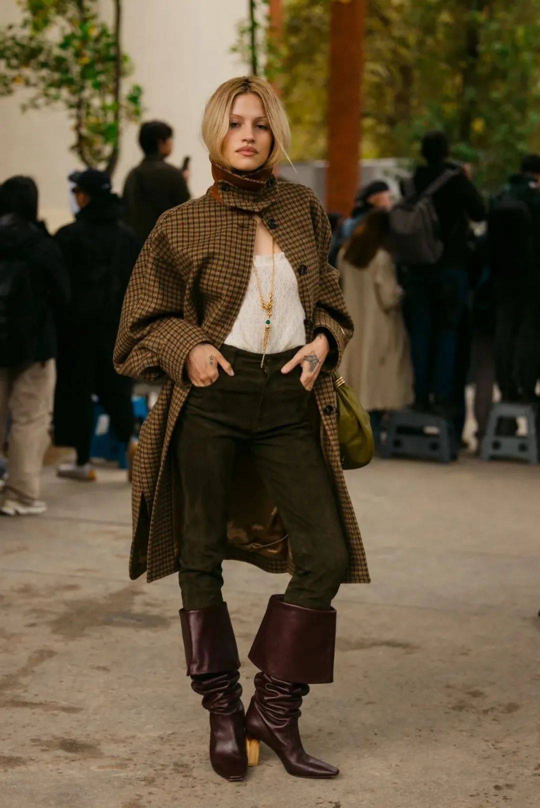 质感女人怎么都在穿这个颜色<strong></p>
<p>云币商城</strong>？