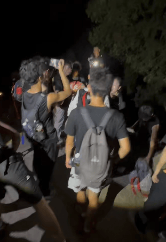 两女子请24名陪爬登泰山：花费近3万元<strong></p>
<p>币圈</strong>，5岁孩子没走路也成功登顶