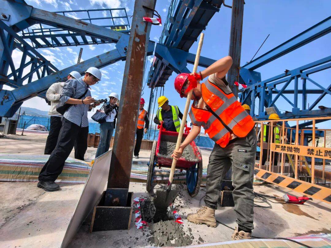 全面贯通<strong></p>
<p>币圈</strong>，预计年底通车！