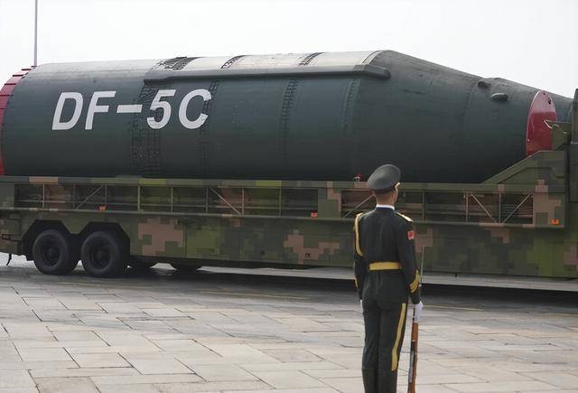 “51”被跳过<strong></p>
<p>星星币</strong>，东风-61直接登场，比东风-41打的更远、威慑力更强