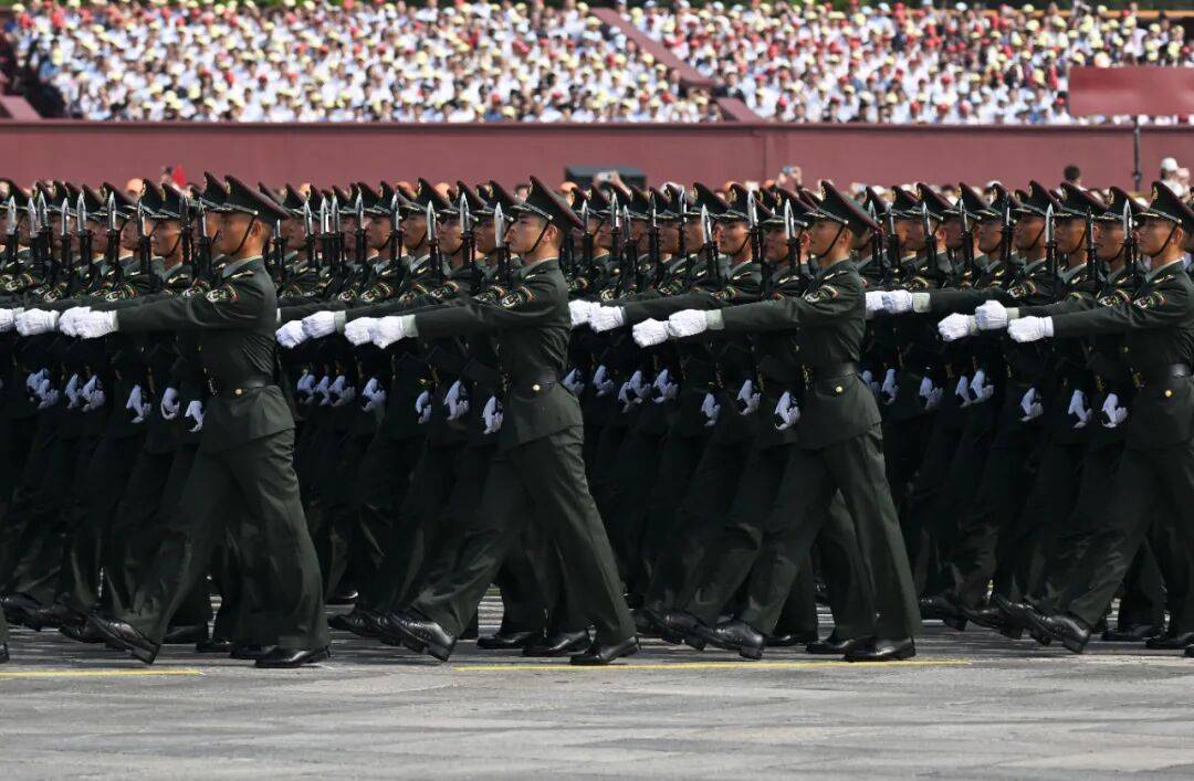 新华社出图<strong></p>
<p>星星币</strong>！