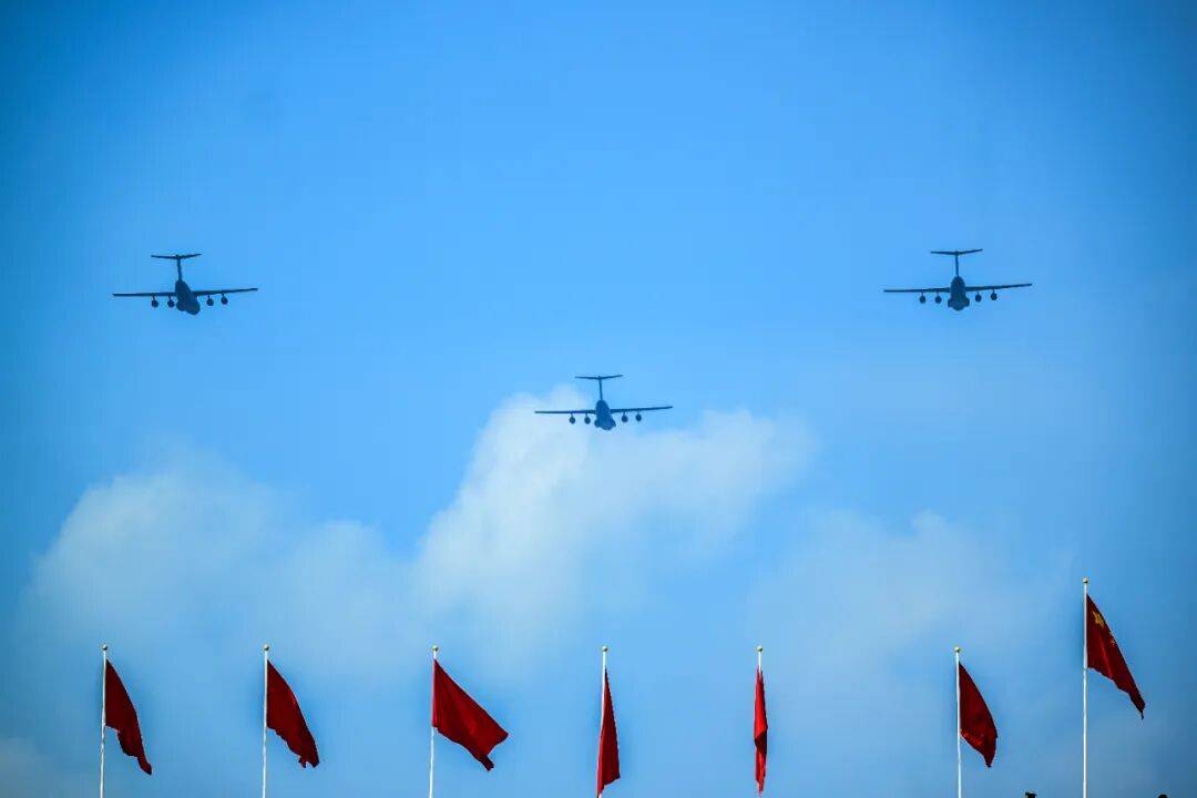 新华社出图<strong></p>
<p>星星币</strong>！