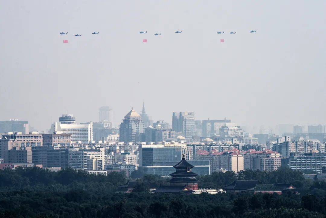 新华社出图<strong></p>
<p>星星币</strong>！