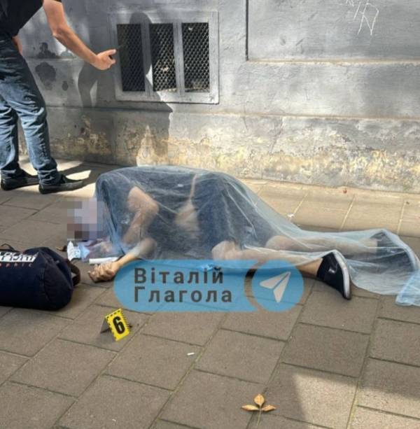 杀害乌前议长嫌疑人：我不是俄罗斯特工<strong></p>
<p>星星币</strong>，只想去找儿子遗体