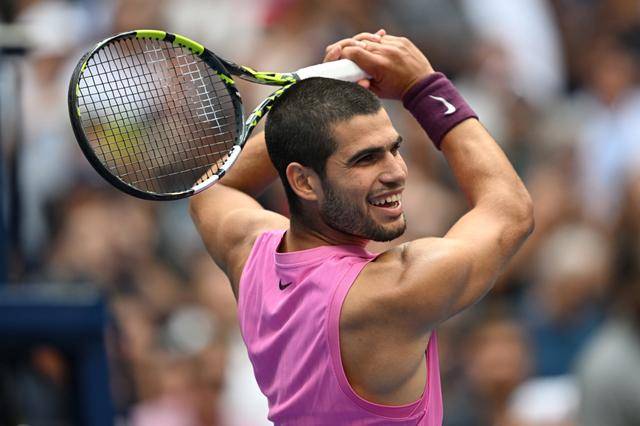 再这样下去<strong></p>
<p>上币费用</strong>，辛纳打阿尔卡拉斯都快成审美疲劳了？