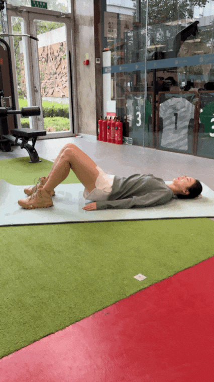 身体有这 5 种表现<strong></p>
<p>持币</strong>，说明你的骨头已经悄悄变脆了！越早知道越好