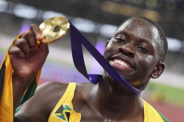 田径世锦赛｜男子百米跑项目进入爆发期：冠军9秒77<strong></p>
<p>巧币</strong>，决赛五人破10秒