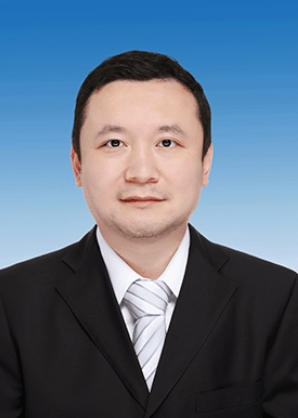 主动投案<strong></p>
<p>先知</strong>，“80后”北京大学党委常委、副校长任羽中接受审查调查