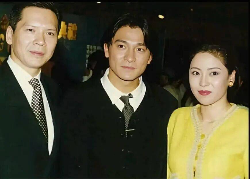 向太称曾借给刘德华4000万：没有打欠条<strong></p>
<p>先知</strong>，刘德华需要支付债务，那时候的他给不出那么多钱