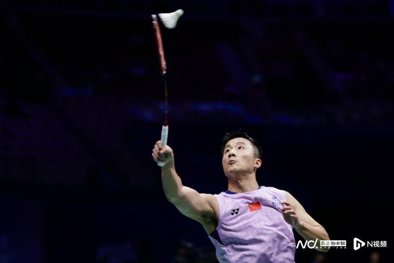 中国羽毛球大师赛于深圳开拍<strong></p>
<p>先知</strong>，国羽首日7战4胜