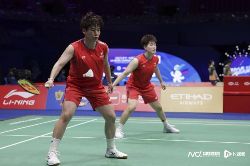 中国羽毛球大师赛于深圳开拍<strong></p>
<p>先知</strong>，国羽首日7战4胜