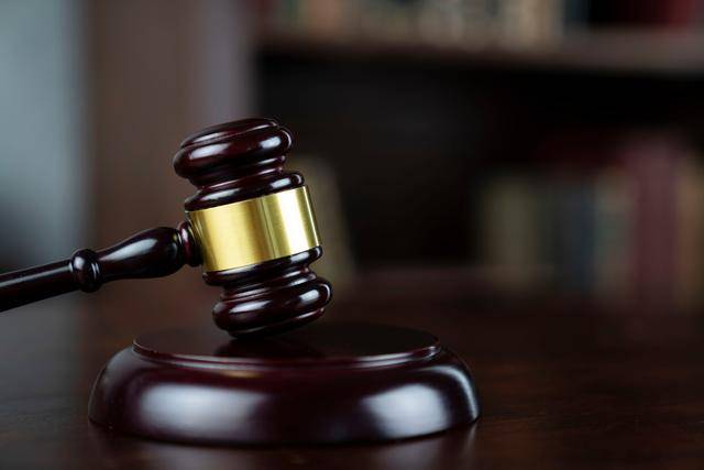 55岁农妇“辱骂”法官<strong></p>
<p>先知</strong>，被罚10万元