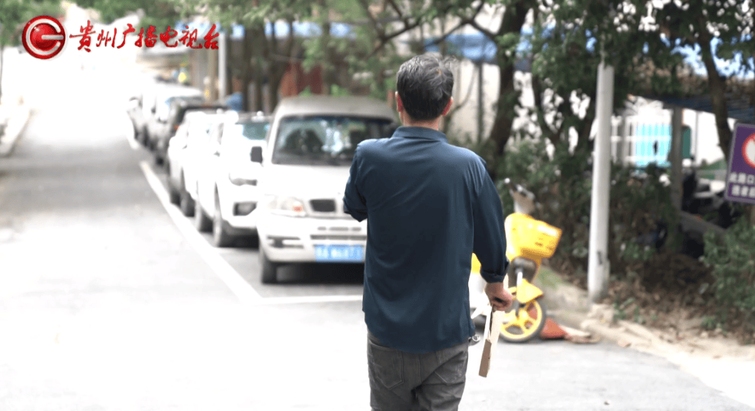 心酸！12岁男孩“独居”贵阳一安置房内<strong></p>
<p>瑞特币</strong>，父亲回应：迫于无奈，因为……