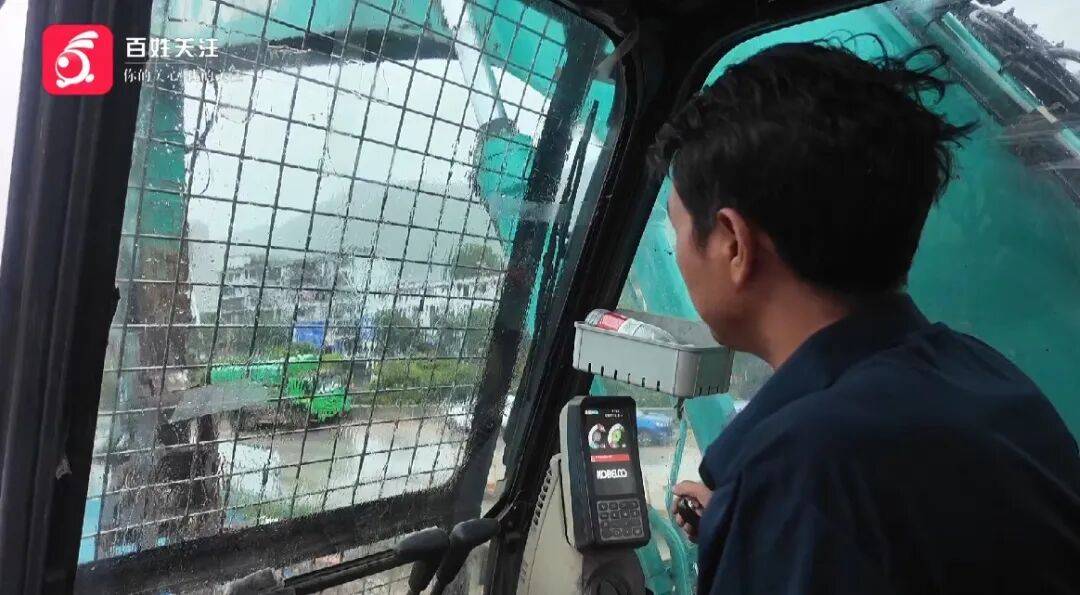 心酸！12岁男孩“独居”贵阳一安置房内<strong></p>
<p>瑞特币</strong>，父亲回应：迫于无奈，因为……