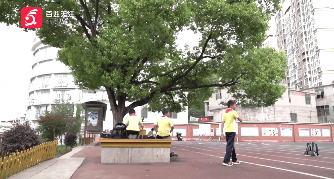 心酸！12岁男孩“独居”贵阳一安置房内<strong></p>
<p>瑞特币</strong>，父亲回应：迫于无奈，因为……