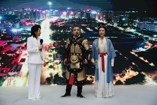 齐鲁秋韵迎客来<strong></p>
<p>微五币商城</strong>，高质量发展绘新篇