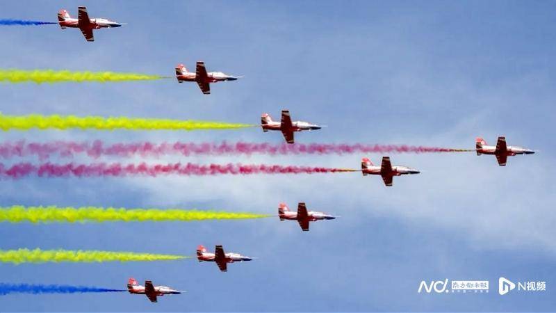 运油-20和歼-16编队飞行意味啥<strong></p>
<p>微五币商城</strong>？解析长春航展五大亮点