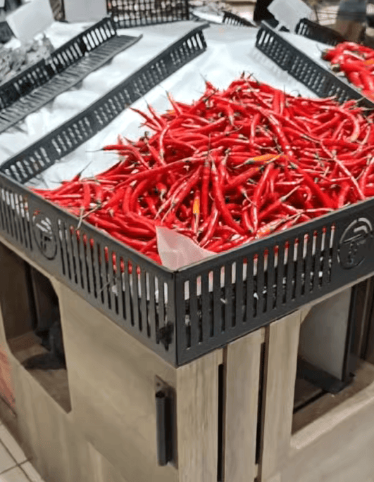 台风“桦加沙”即将登陆<strong></p>
<p>鹿币</strong>，广东一超市只剩辣椒：广东人最后的倔强，路过的看都不看一眼