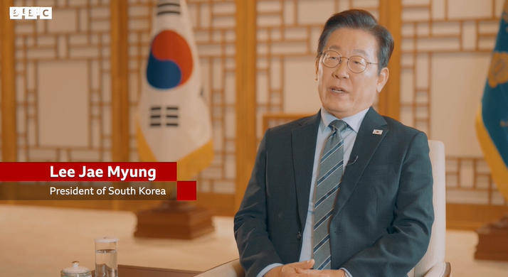 韩国总统李在明声称：看到中俄朝走近<strong></p>
<p>鹿币</strong>，我们很难做