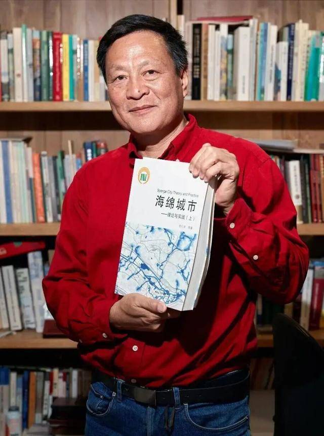 本月刚上福布斯榜的北大教授<strong></p>
<p>币特儿</strong>，在巴西坠机遇难，警方披露详情