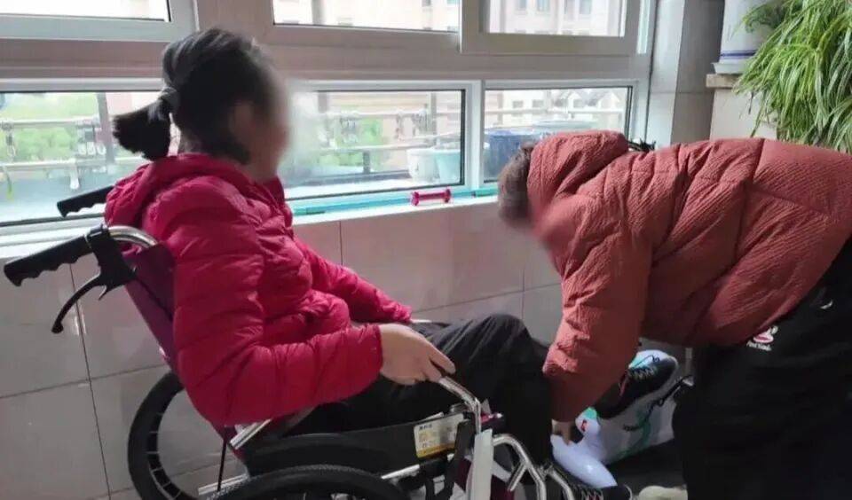 28岁妻子突发罕见病全身瘫痪<strong></p>
<p>合约交易数据</strong>，丈夫哄骗卖婚房携款失踪，检方强势介入