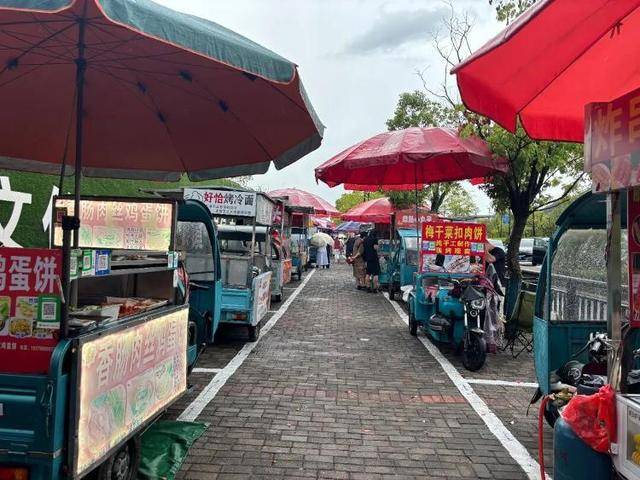 被流量砸中的“鸡排哥”：炸到中暑<strong></p>
<p>合约交易数据</strong>，每天睡三四个小时，怕辜负顾客不舍得休息