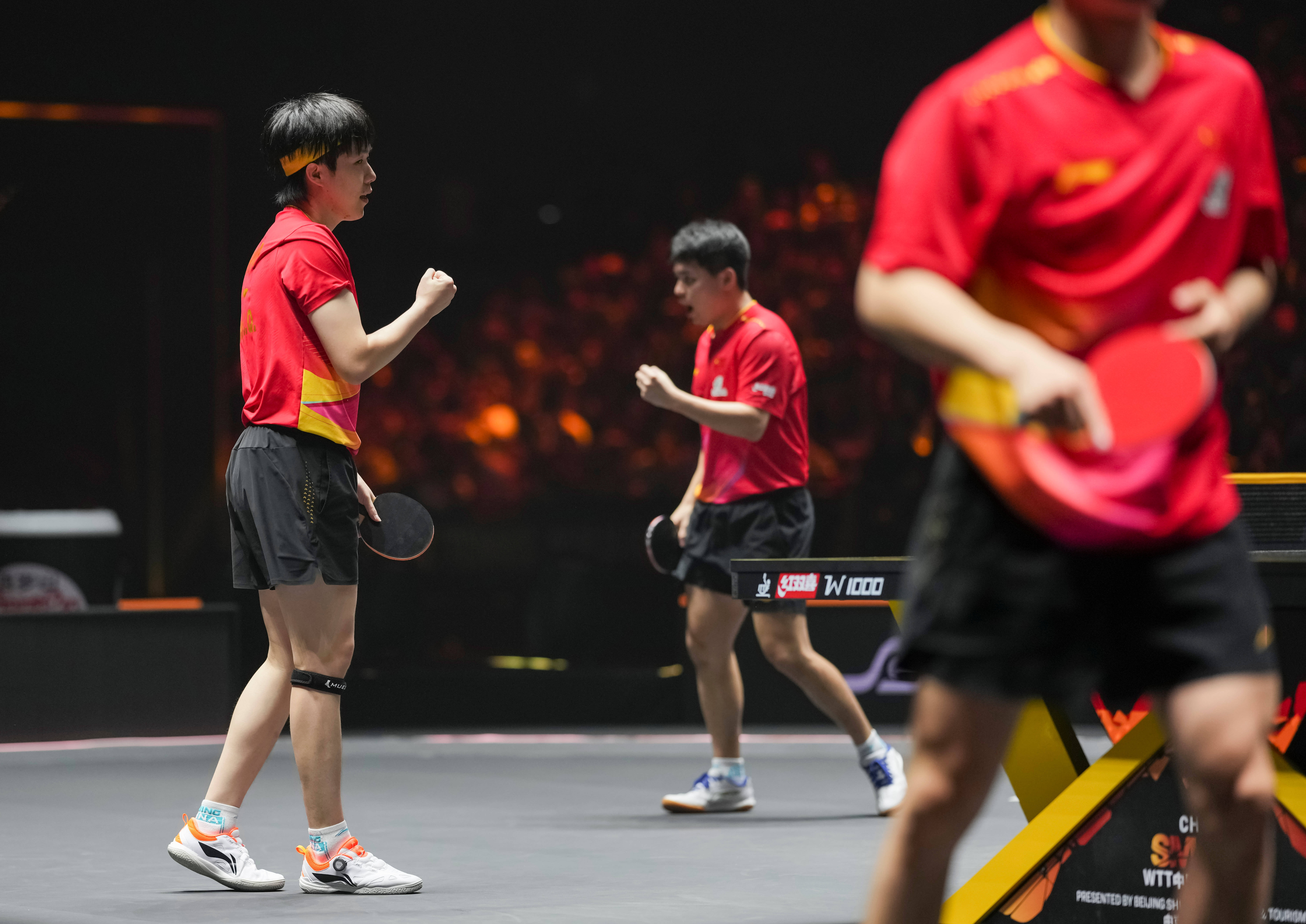 （体育）乒乓球——WTT中国大满贯赛：林诗栋/王楚钦晋级男双四强