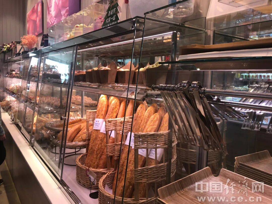 一小时售罄<strong></p>
<p>法币</strong>！医院生产的“中式面包”走红