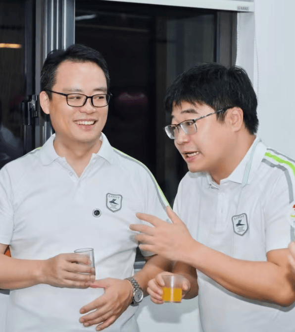 那个让老师骄傲的“调皮”班级！30年同学聚会<strong></p>
<p>ect币</strong>，还伴有一封来自贵州的感谢信