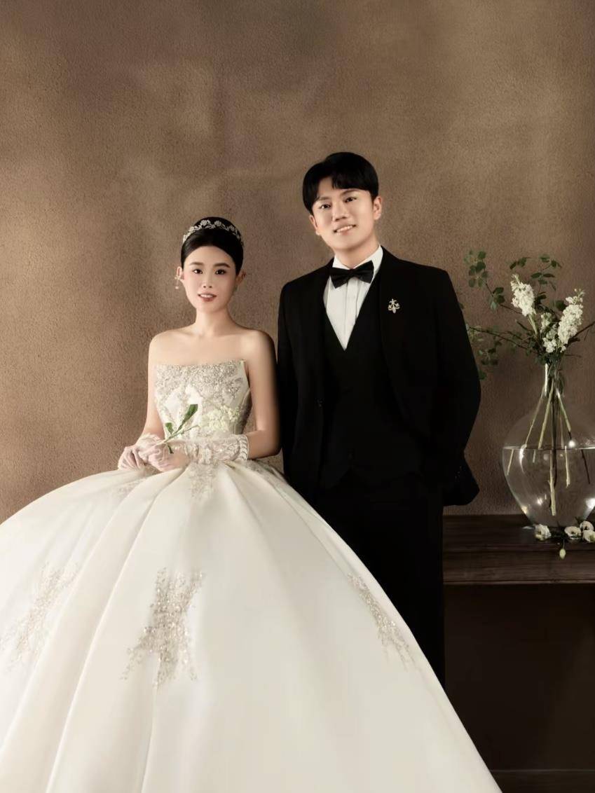 “千万富翁”解克锋儿子解清帅将举办婚礼<strong></p>
<p>基本币</strong>，解克锋：很开心，邀请了部分寻亲家长参加