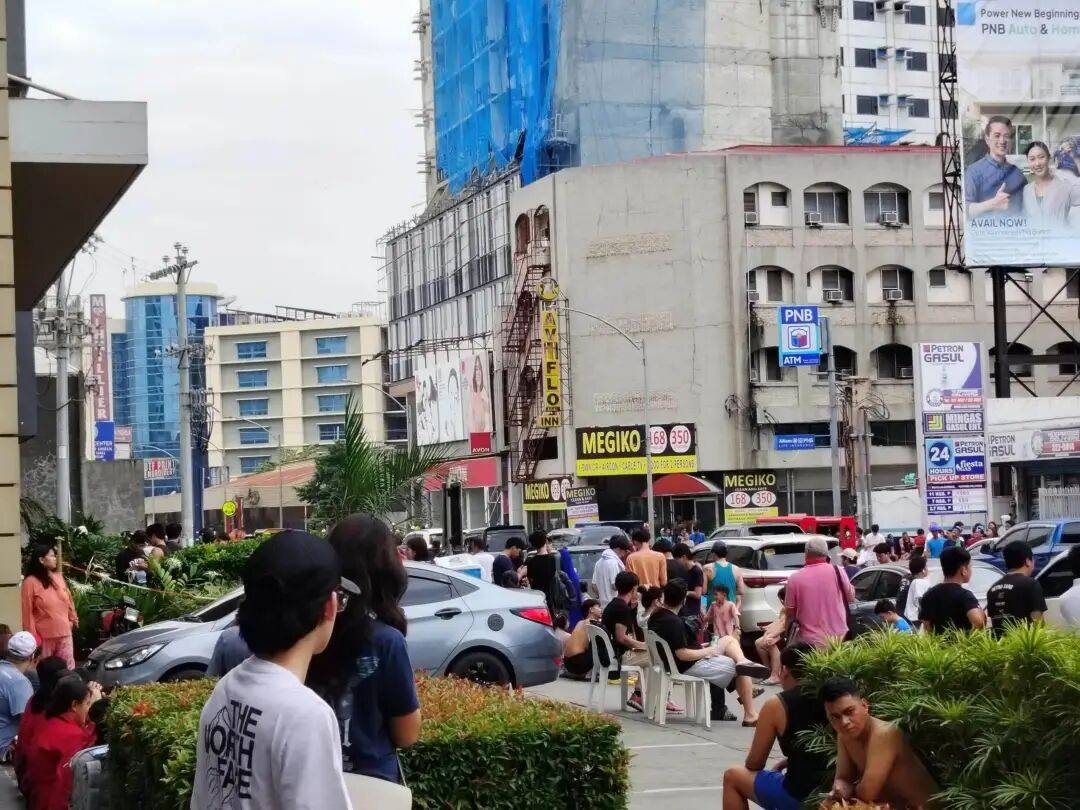 在菲华人亲历7.6级强震：震感强烈<strong></p>
<p>币村网</strong>，有女生被吓哭｜鱼眼·热点