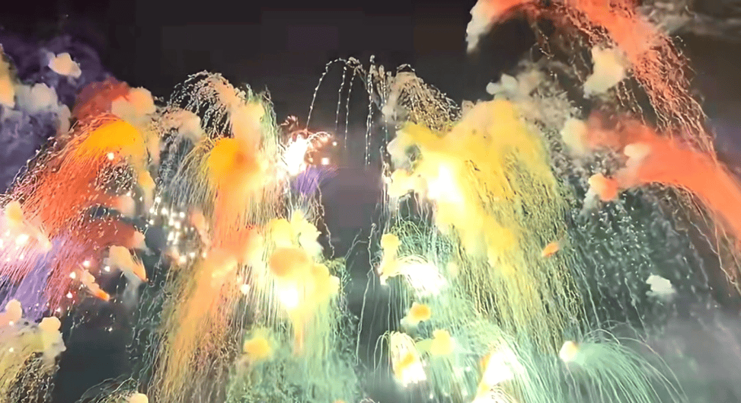 同比增长27%<strong></p>
<p>币村网</strong>！双节假期天河潭景区接待游客超21万人次