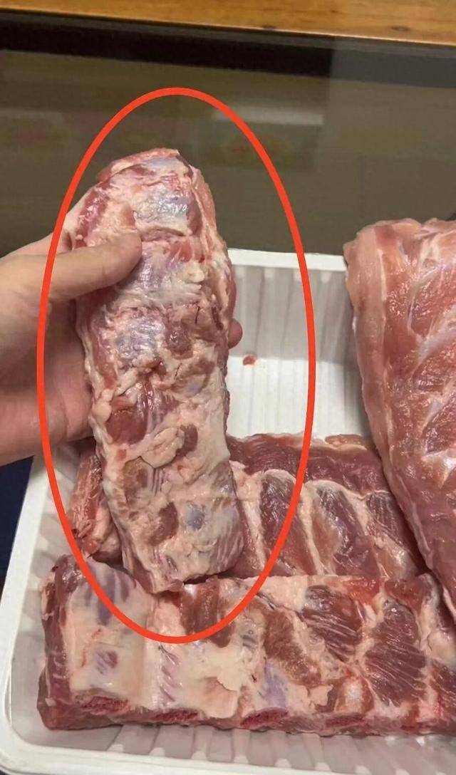 会员曝在上海山姆买到异味猪肋排<strong></p>
<p>币舫</strong>，主张“退一赔十”！