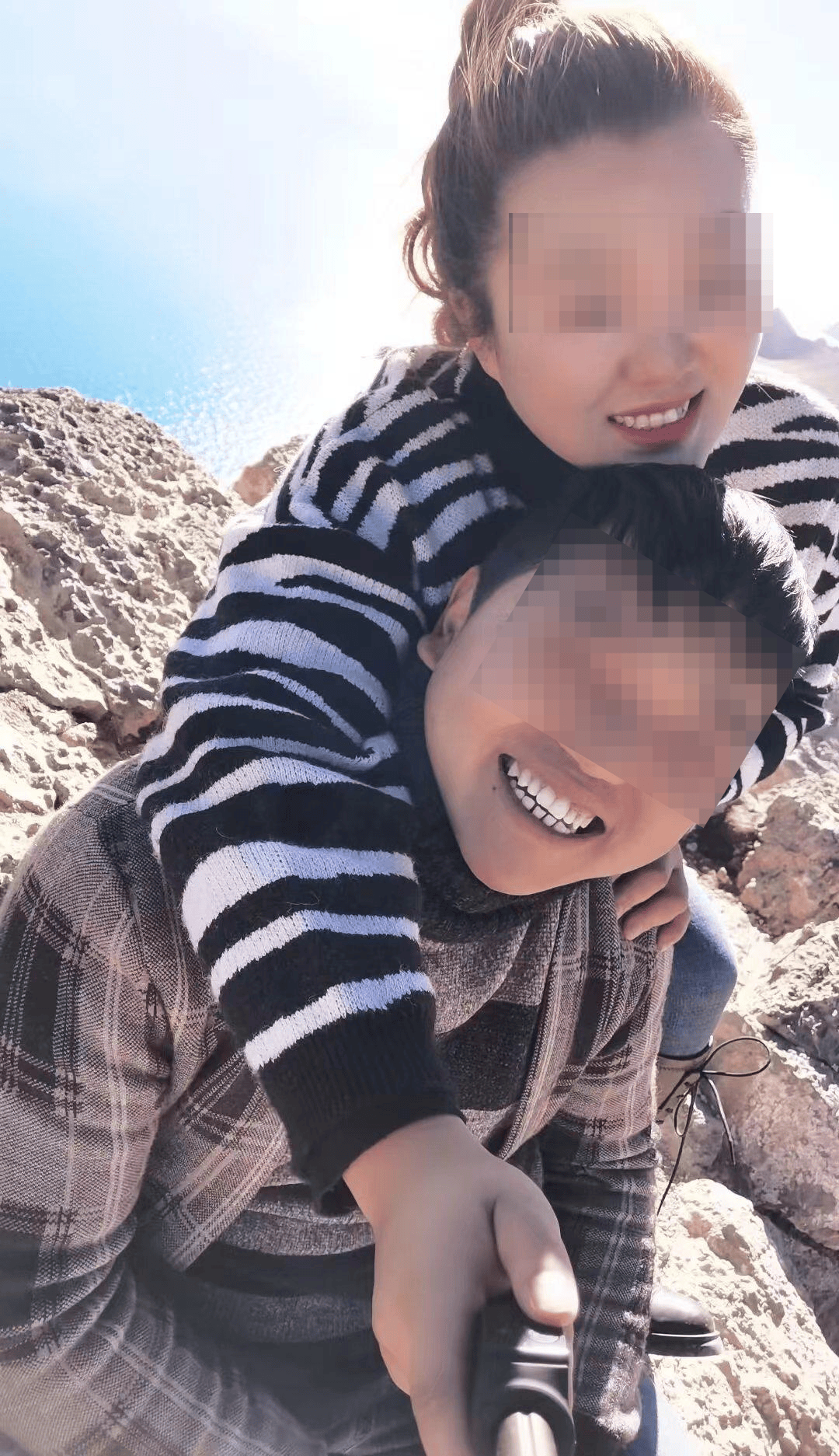 30岁小伙确诊渐冻症两年去世：妻子曾“卖房救夫”称不后悔<strong></p>
<p>BCH</strong>，其父多年前患此病去世